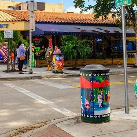 Migue'S Tiny Miami Alcove Apartment Exterior photo
